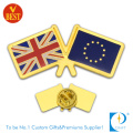 Wholesale China Customized Stamping Gold Plating Country Flag Pin Badge in High Quality